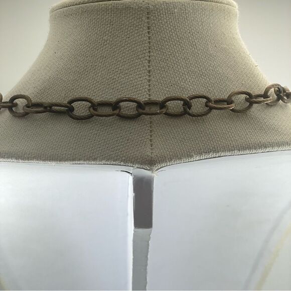 Stunning Unsigned Gold Tone Twist Chain Mother Of Pearl Pendants Necklace - Picture 5 of 9